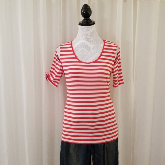 Vince Camuto cold shoulder T-shirt - Picture 1 of 6